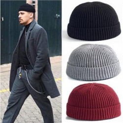 Casual knitted beanie hat - unisex