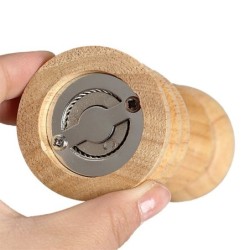 Classic wooden pepper / salt / herbs grinder - adjustableMills - Grinders