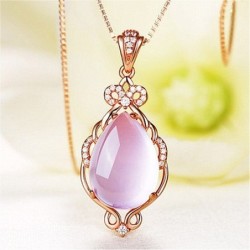 Elegante collana in oro rosa - pendente a forma di goccia d'acqua - cristalli - opale rosa