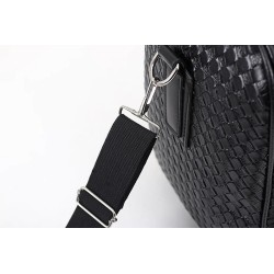 Fashionable travel bag - large capacity - leather - woven patternBags