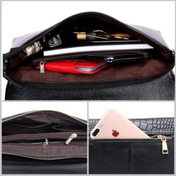 Vintage small clutch - shoulder bag - crocodile skin pattern - with zipperHandbags