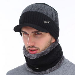 Cappello invernale da uomo con sciarpa - set