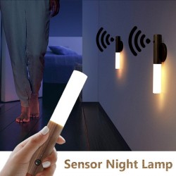 Applique LED in legno - sensore infrarossi/notte - wireless - ricarica USB