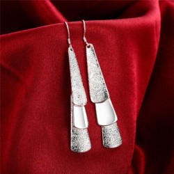 Eleganti orecchini in argento - foglie d'albero smerigliate