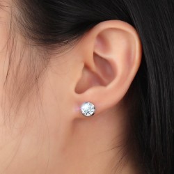 Piccoli orecchini classici - con un cristallo bianco rotondo