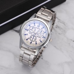 Montre à quartz analogique en acier inoxydable