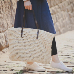 Large beach bag made from strawHandbags